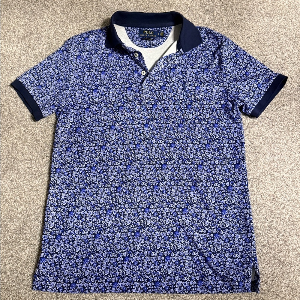 Ralph Lauren Men's Blue and White Patterned Polo Shirt